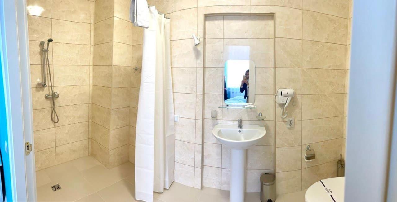 Sergeev Hotel نيكولايف المظهر الخارجي الصورة