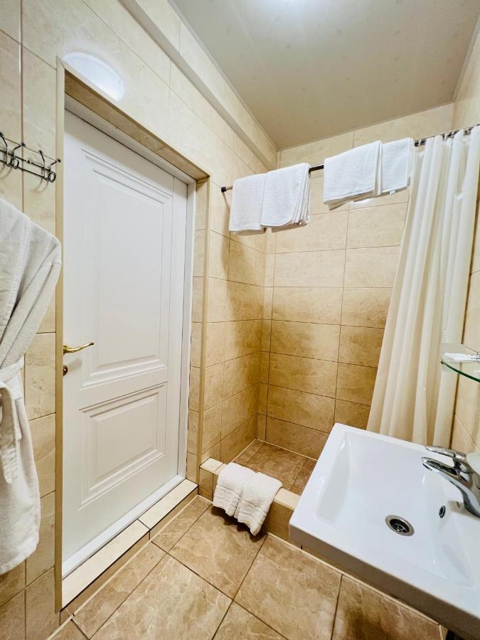 Sergeev Hotel نيكولايف المظهر الخارجي الصورة